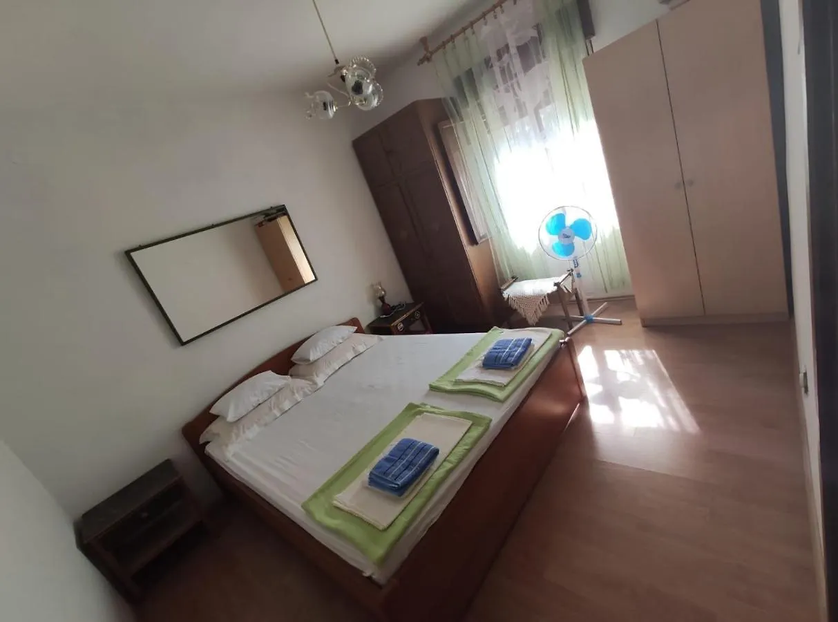 Family Apartment Near Beach Biograd Na Moru Chorwacja